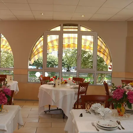 Saint Georges Готель